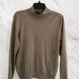 J.Crew Fall Classy Cozy brown beige sweater with button detail. Size: XS